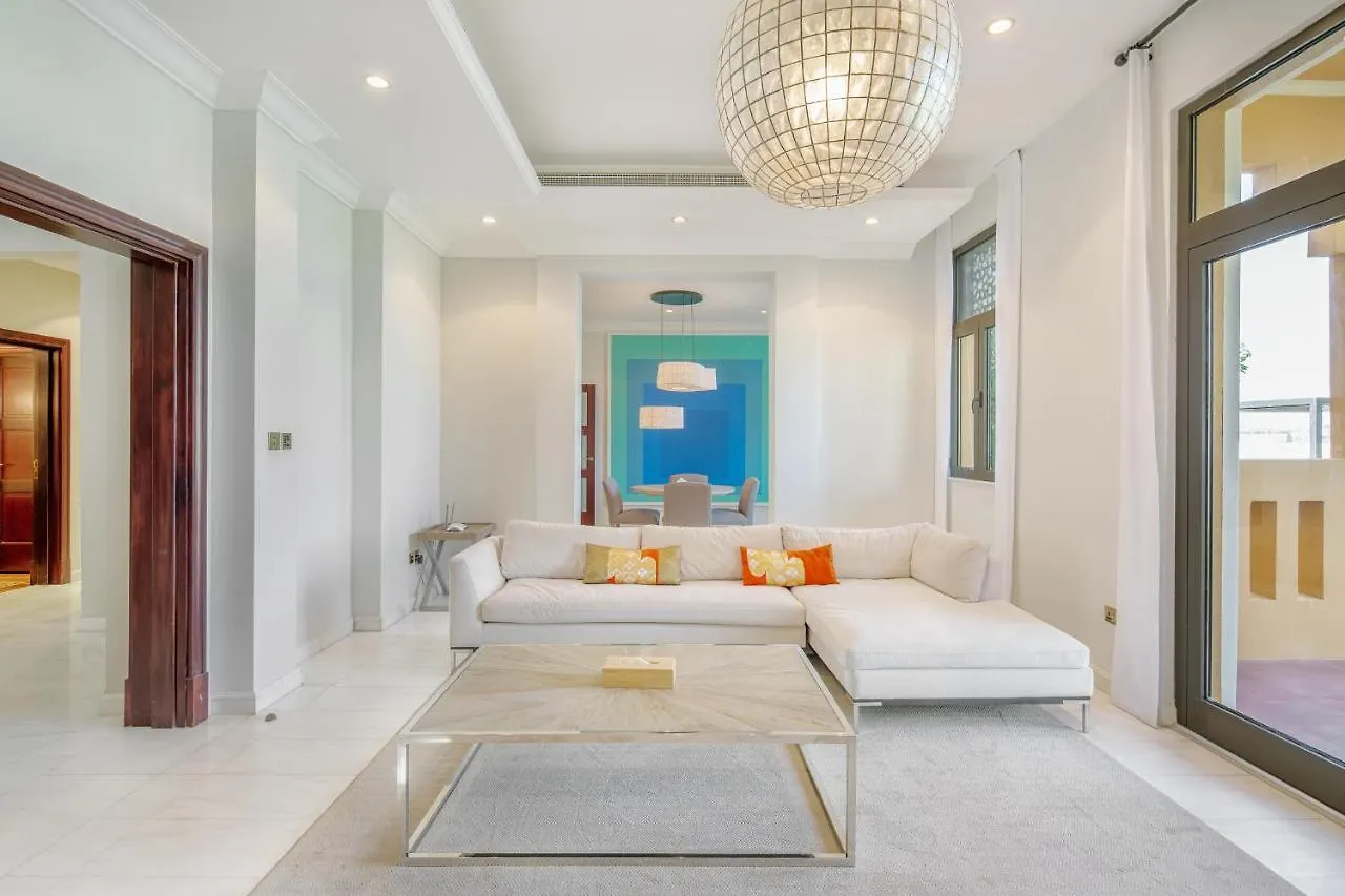Maison Privee - Prvt Pool & Beach Access In Luxury Palm Jumeirah 6Br Villa Dubai 0*,  Emirados Árabes Unidos